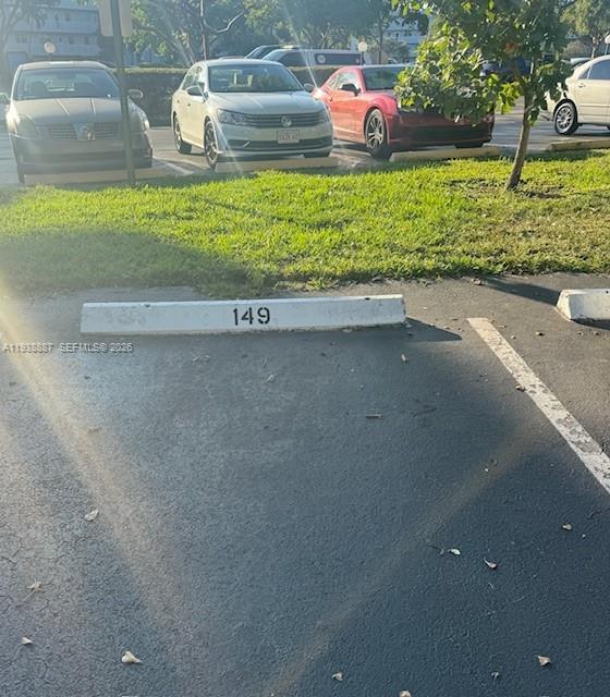 Building Photo - 105 Royal Pk Dr