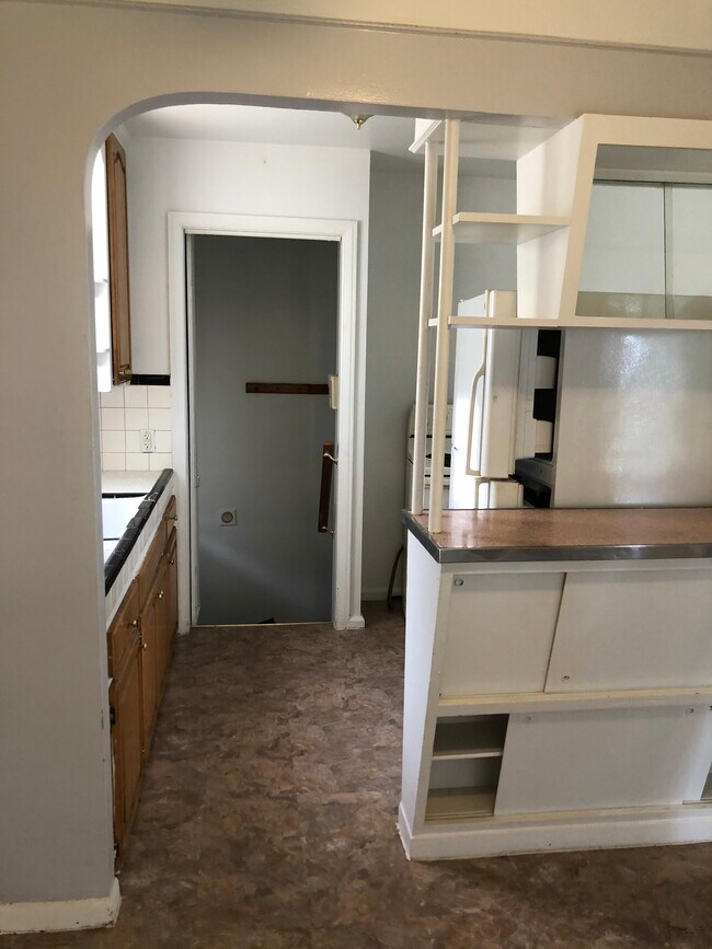 Building Photo - 18996 Elkhart St