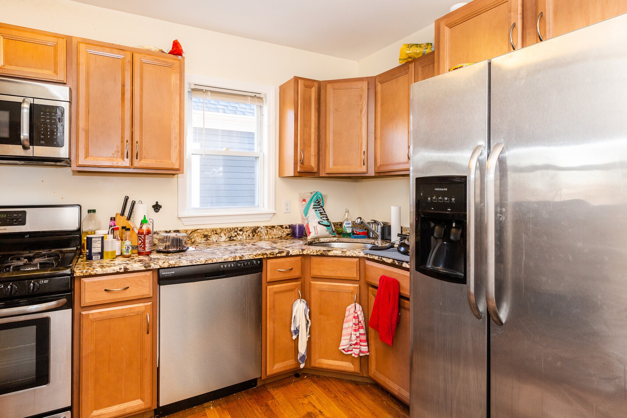 Building Photo - 186 Calumet St