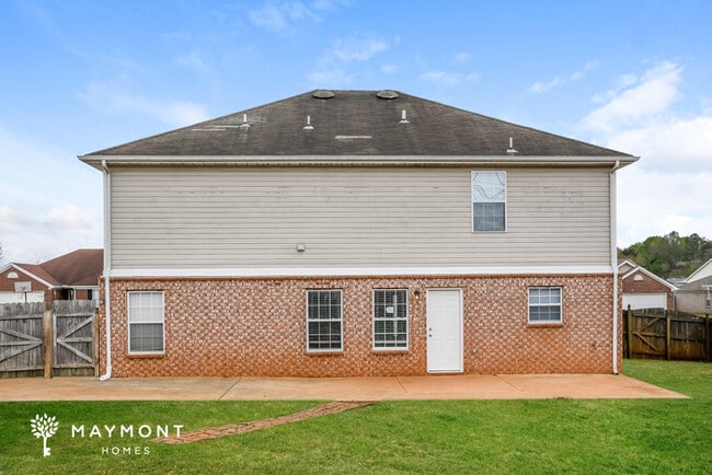 Building Photo - 111 Bellevue Dr