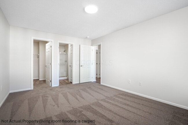 Building Photo - 4947 Stratford Pine Ln