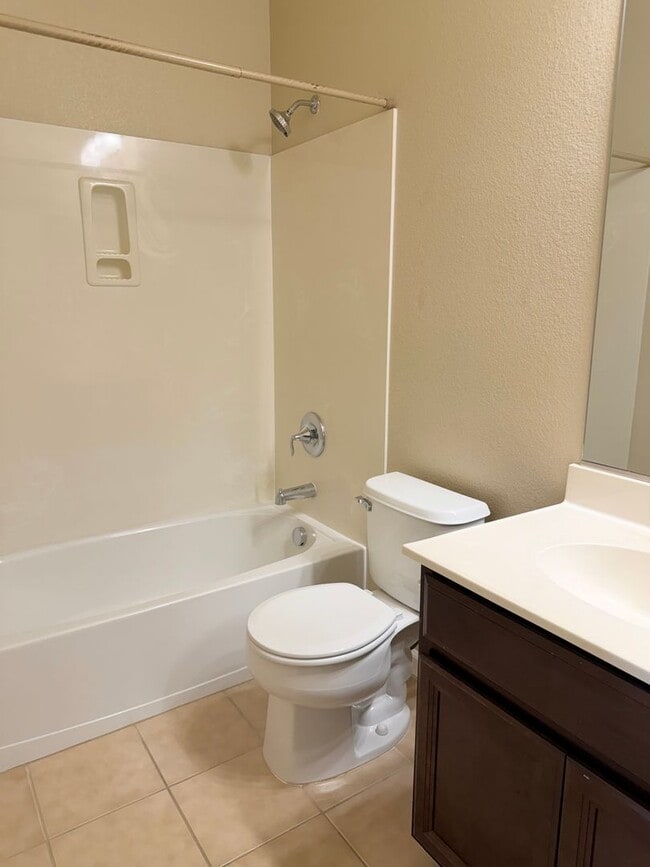 Building Photo - 1865 Wind Ranch Rd