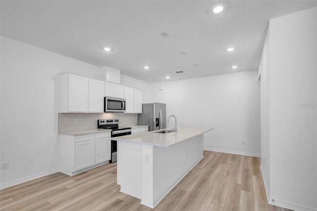 Building Photo - 11398 Nona Sound St