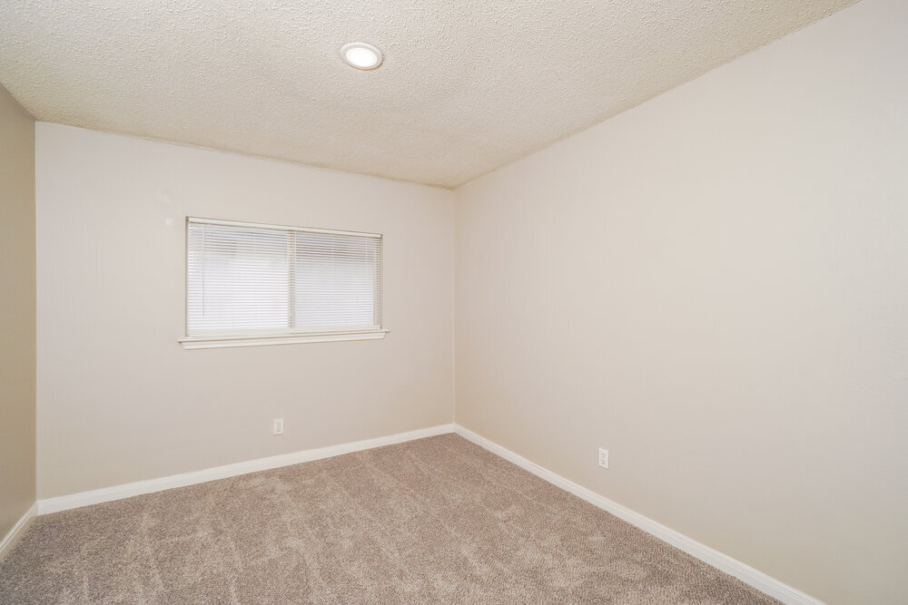 Building Photo - 8339 Morning Grove