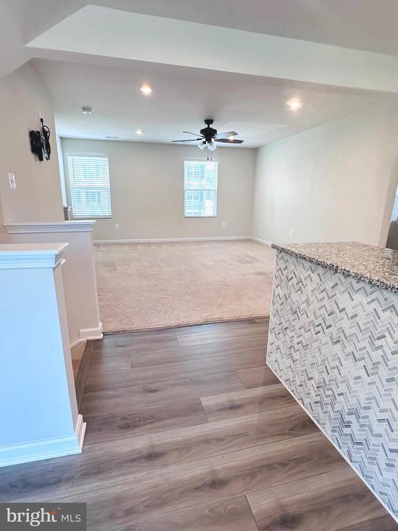 Building Photo - 303 Bait Rd