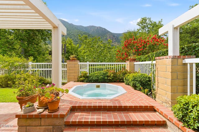 Building Photo - 6526 Lada Ave