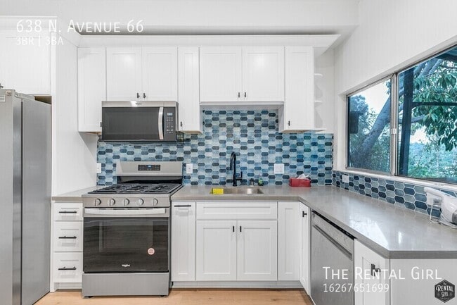 Building Photo - 638 N Avenue 66