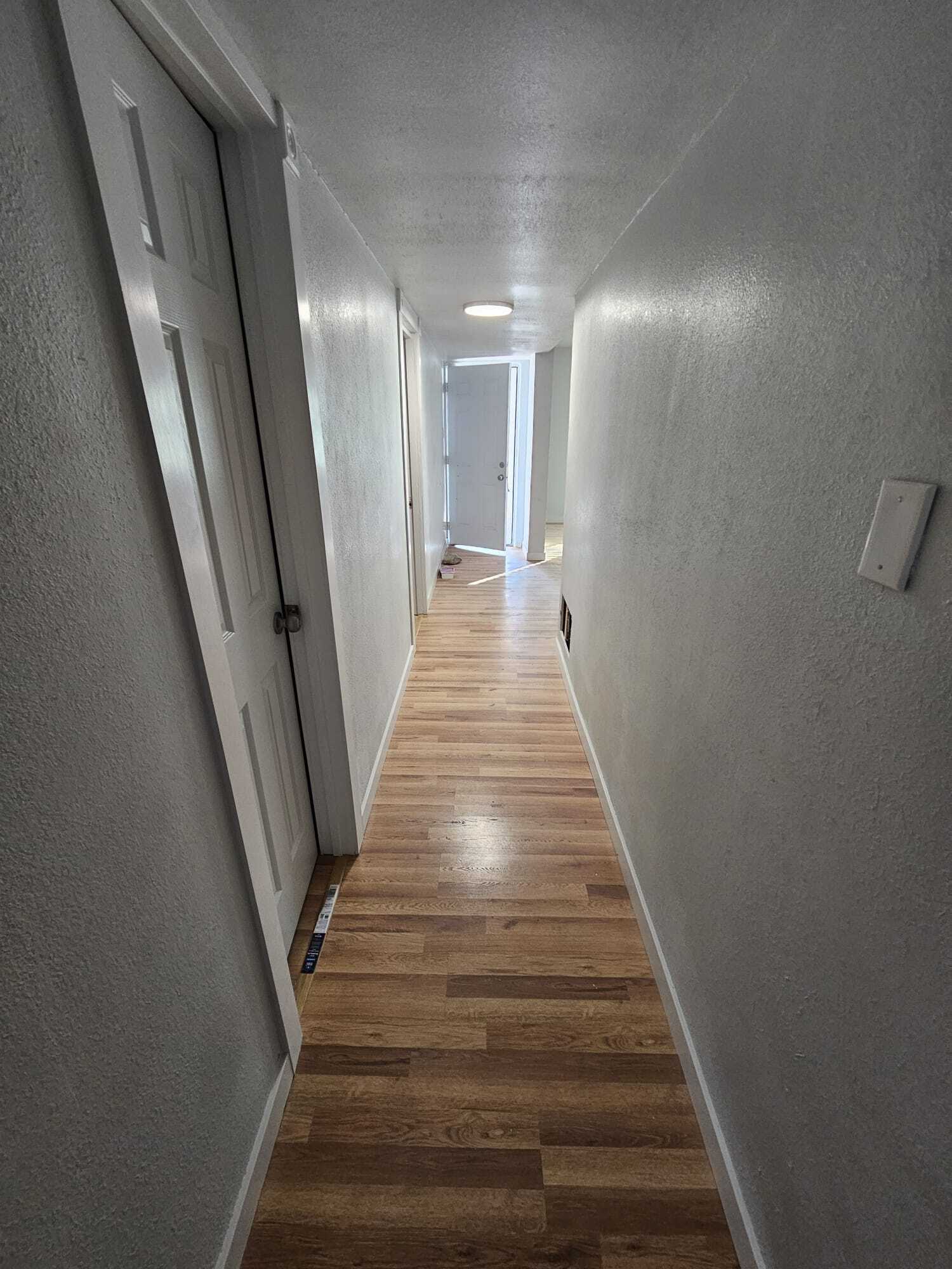 Building Photo - 241 Estancia Dr NW