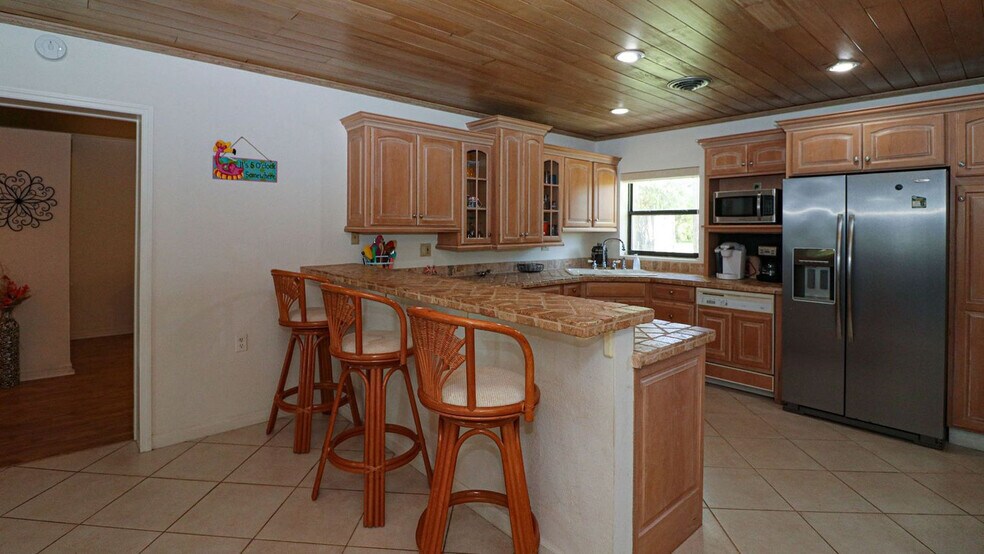 Building Photo - 1480 Homestead Dr