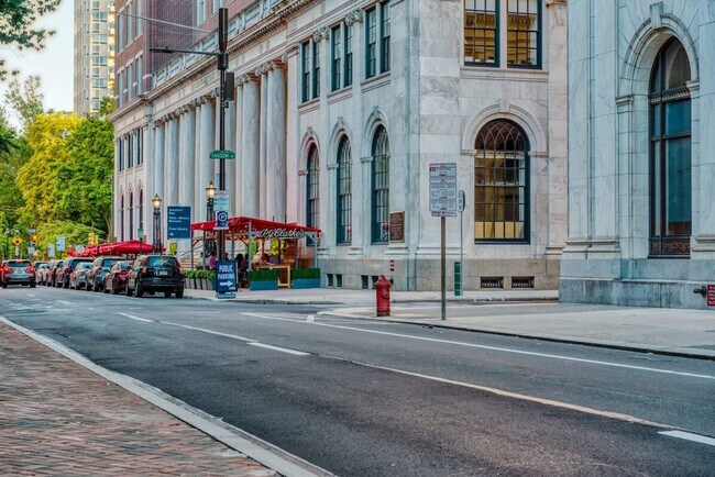 Building Photo - 150S S Independence Mall W