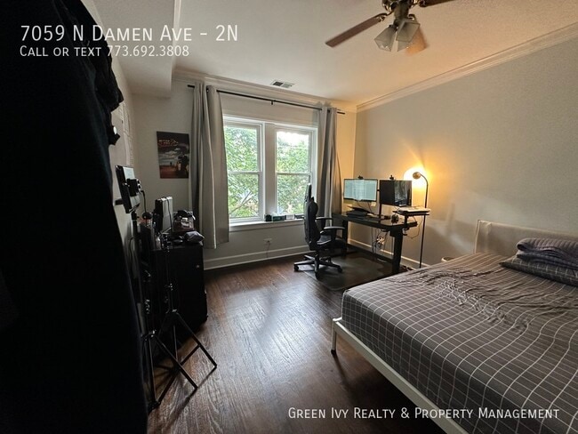 Building Photo - Rehabbed, 2 bedroom Condo on Rogers Park t...