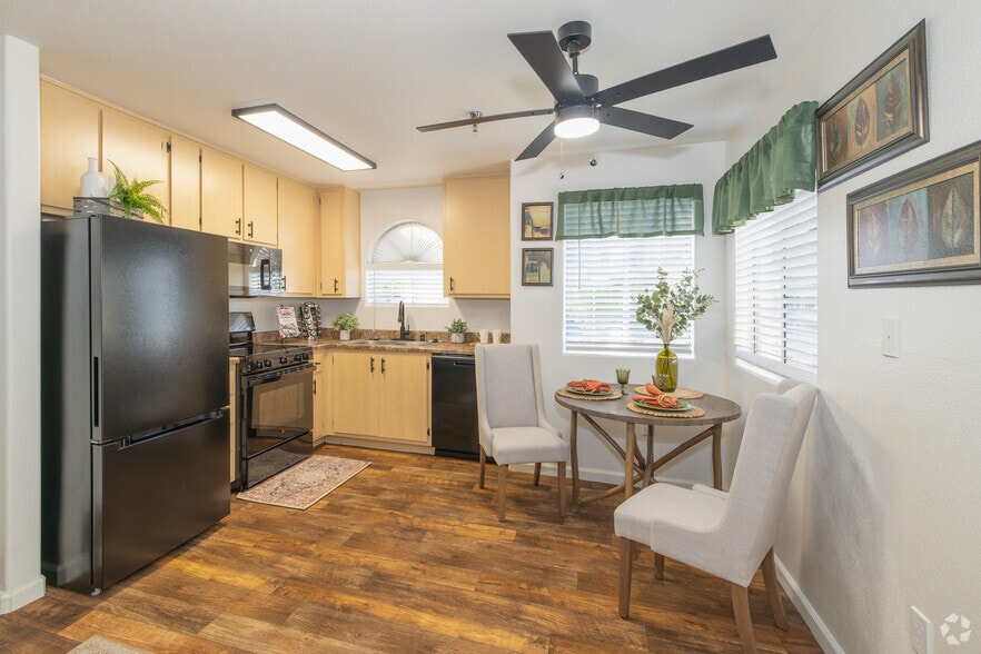 Primary Photo - Carefree Senior (55+) Living at North Natomas