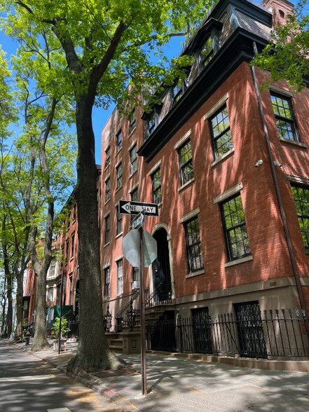 Building Photo - 15 Cranberry St