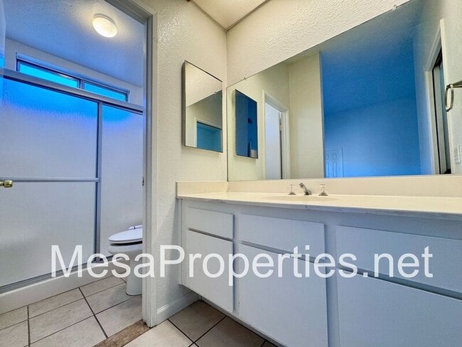 Building Photo - 13667 Gemini St