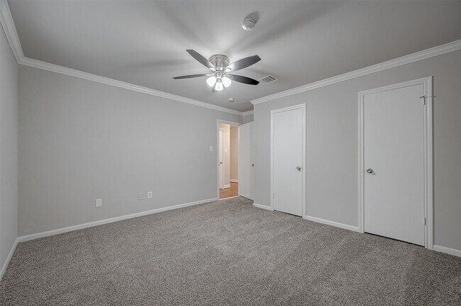 Building Photo - 919 Mockingbird Way