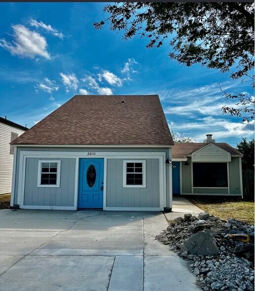 Building Photo - 2810 Diamond Fld