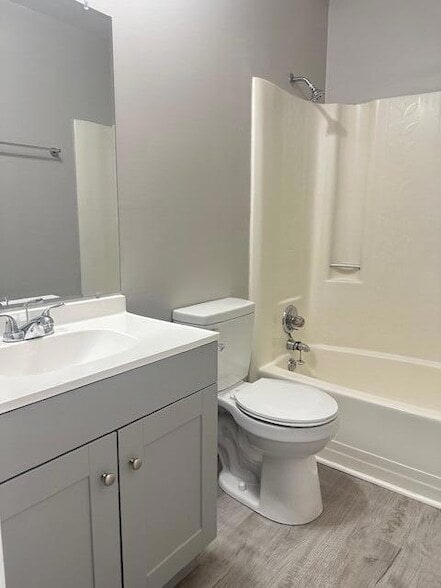 Building Photo - 4100 N Ocoee St