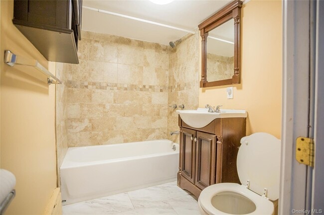 Building Photo - 237 E Broadway