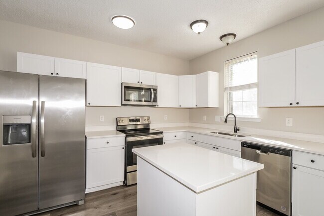 Building Photo - 4623 Tulip Bend Dr