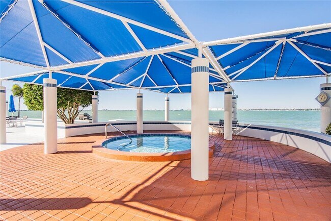 Building Photo - 5279 Isla Key Blvd S