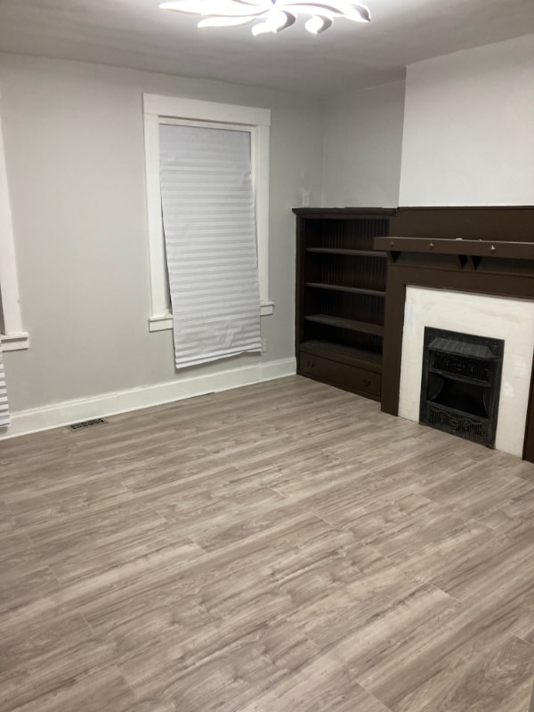 Building Photo - 132 Stamm Ave