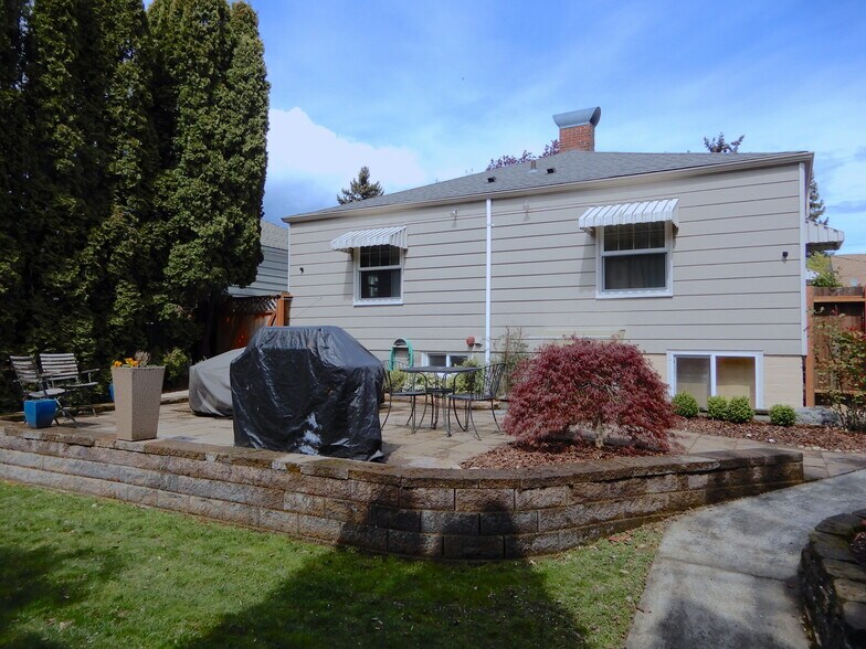 Building Photo - 811 NW 59th St