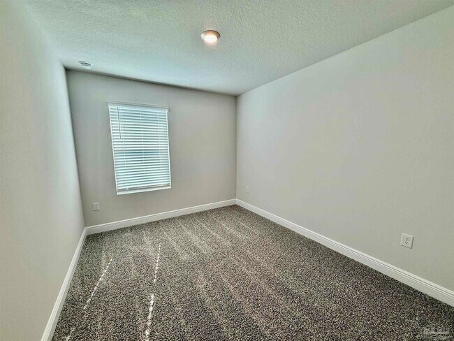 Building Photo - 4067 Pendragon Cir