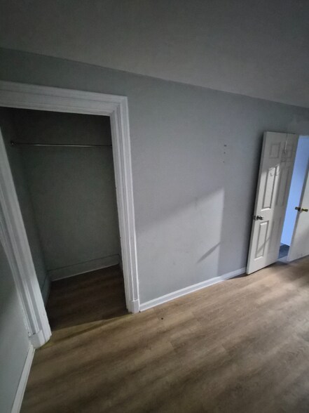 Building Photo - 540 Niagara St