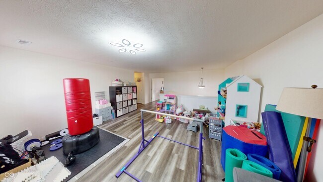 Building Photo - 6323 Burgin Dr