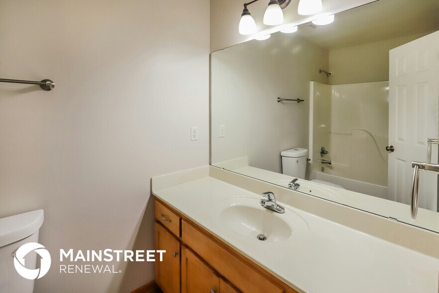 Building Photo - 1101 Melody Ct