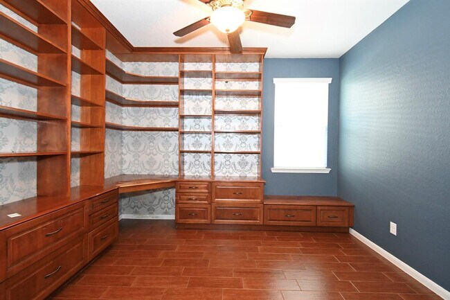 Building Photo - 10107 Forrester Trail