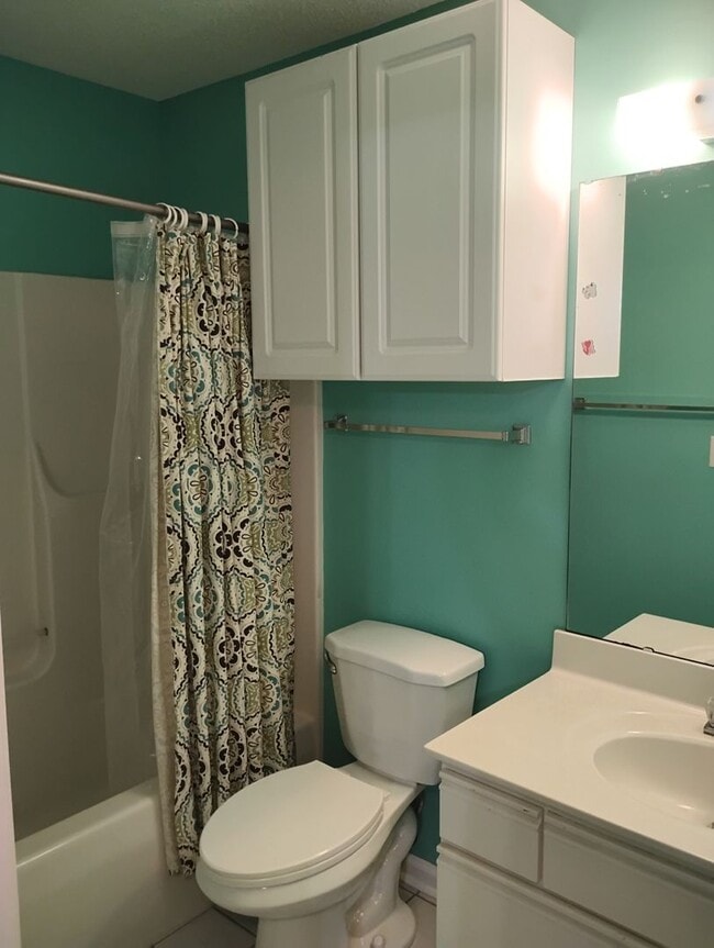 Building Photo - SOUTH BAY LAKES IV