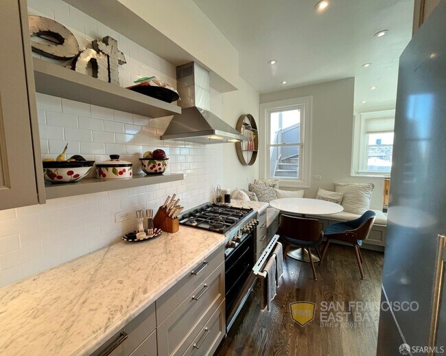 Building Photo - 628 9th Ave