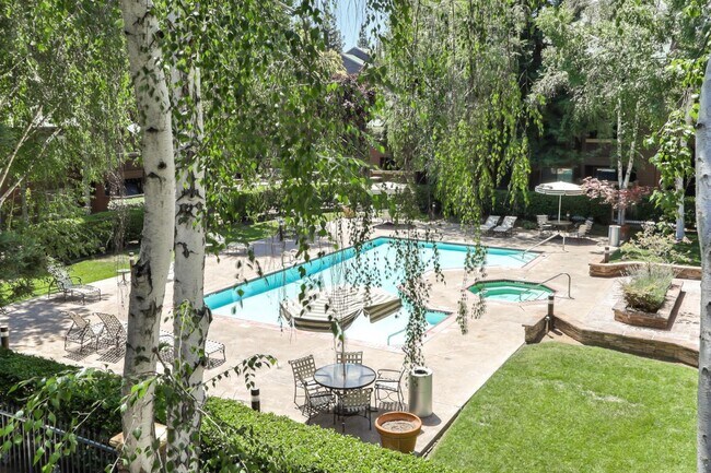 Building Photo - 764 Teatree Ct