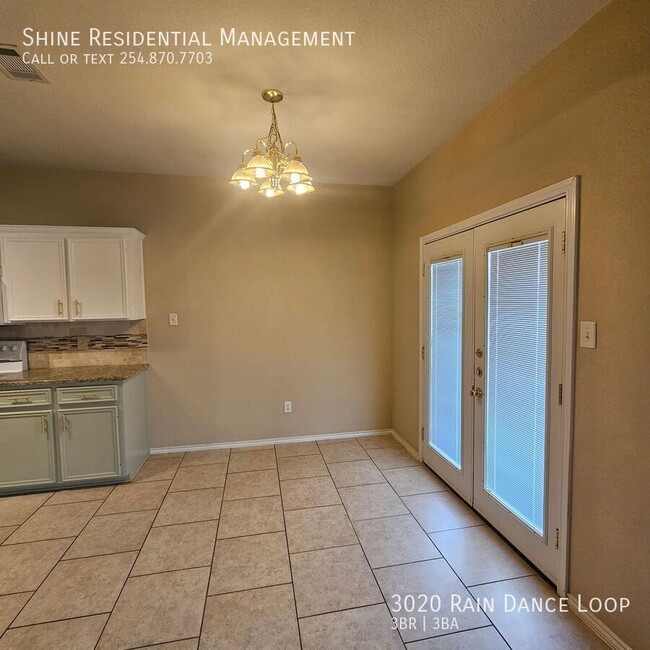 Building Photo - 3020 Rain Dance Loop