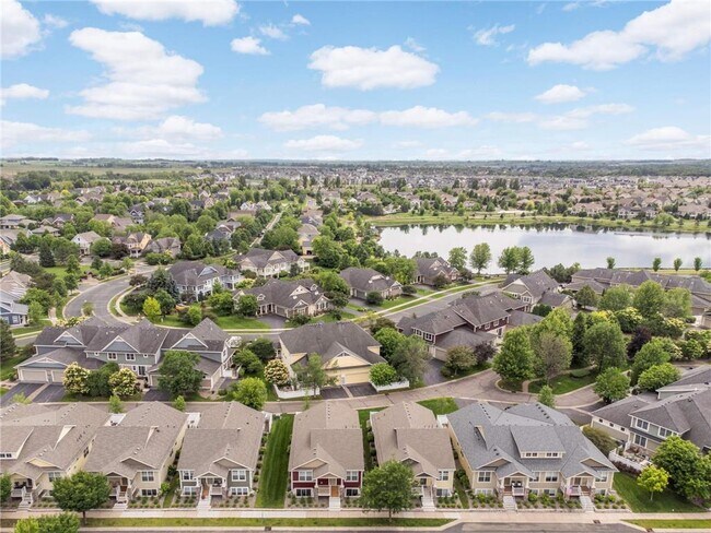 Building Photo - 15590 Duck Trail Ln