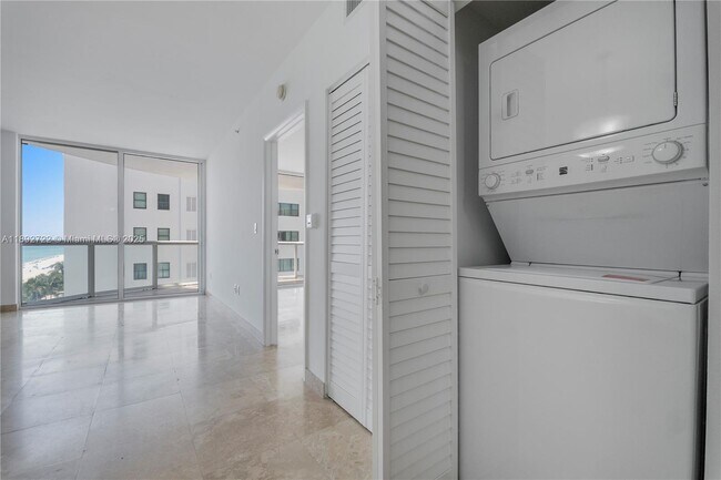 Building Photo - 6365 Collins Ave