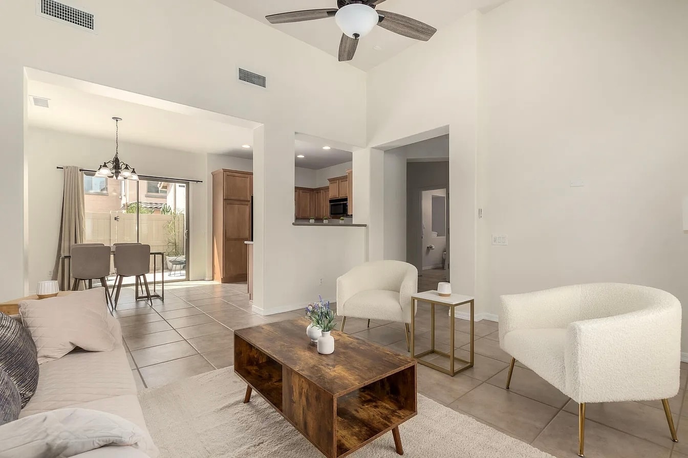 Building Photo - 16017 N 19th Dr