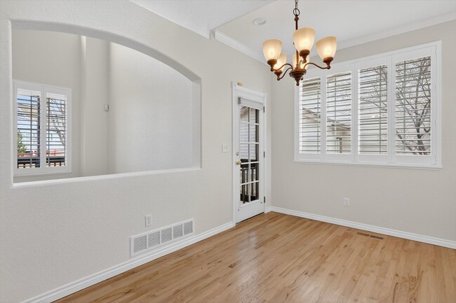 Building Photo - Stunning 5-BD 4-BA Outlook Home with Flatirons Views & Finished Basement