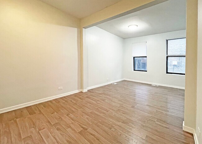 Building Photo - 1414 N Noble St