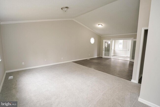 Building Photo - 28975 Aleine Ave