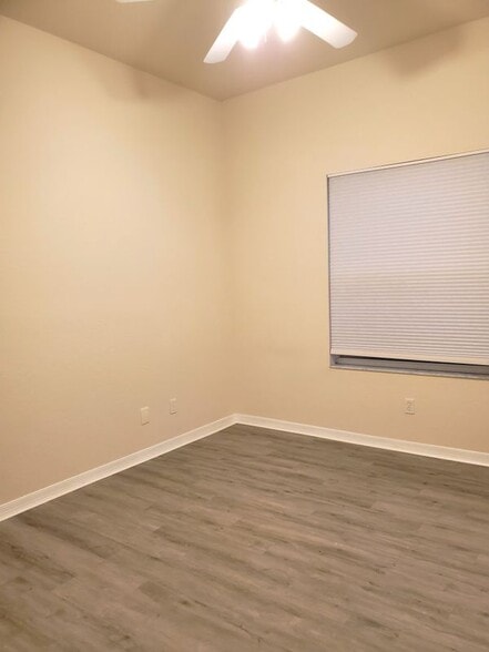 Building Photo - 1804 Abbeyridge Dr