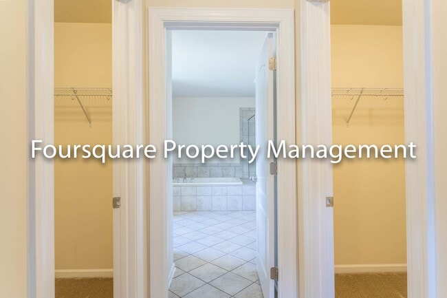 Building Photo - Single Family Home |1st Floor- Guest Suite...
