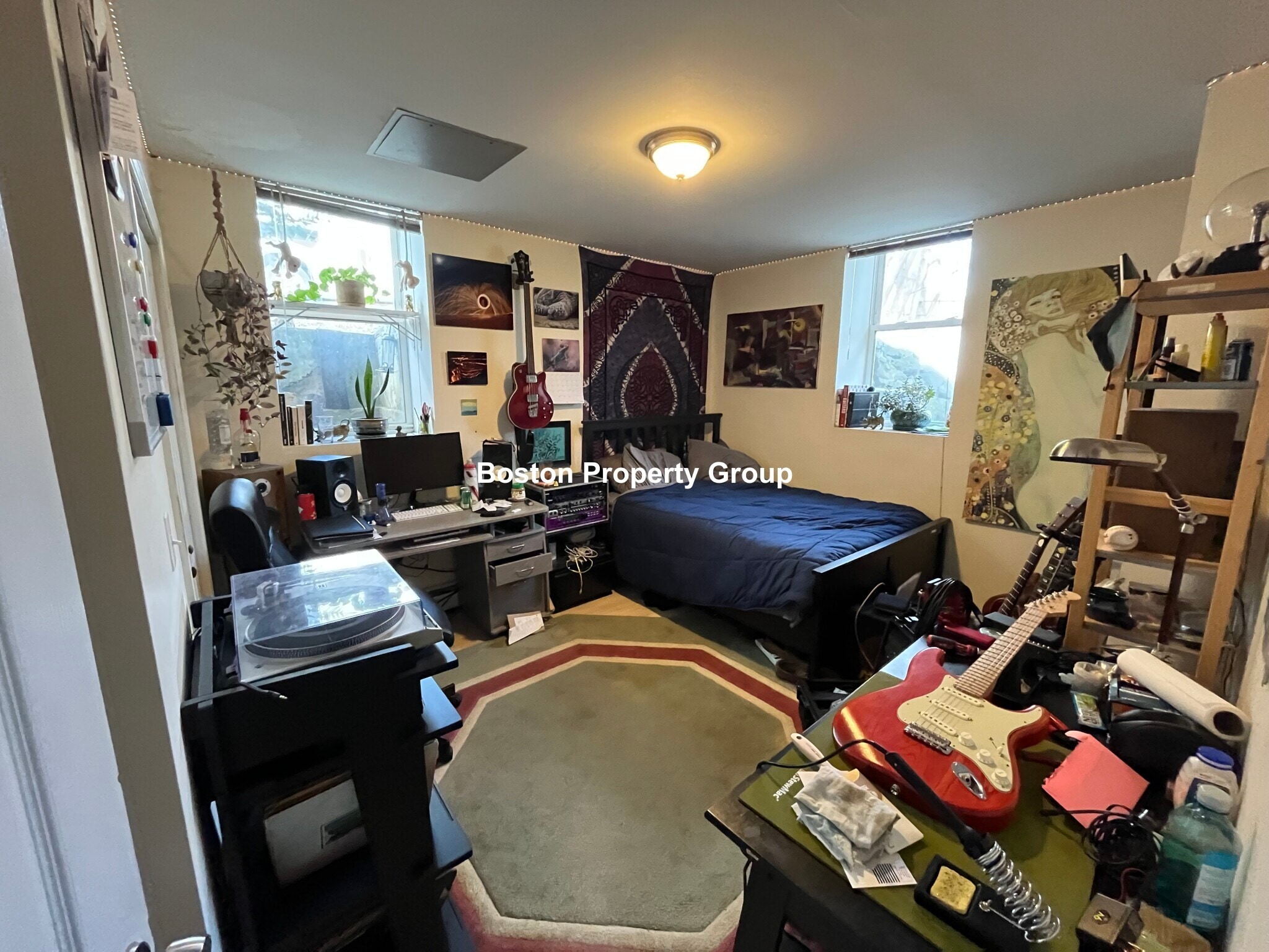 Building Photo - 3 Sparhawk St