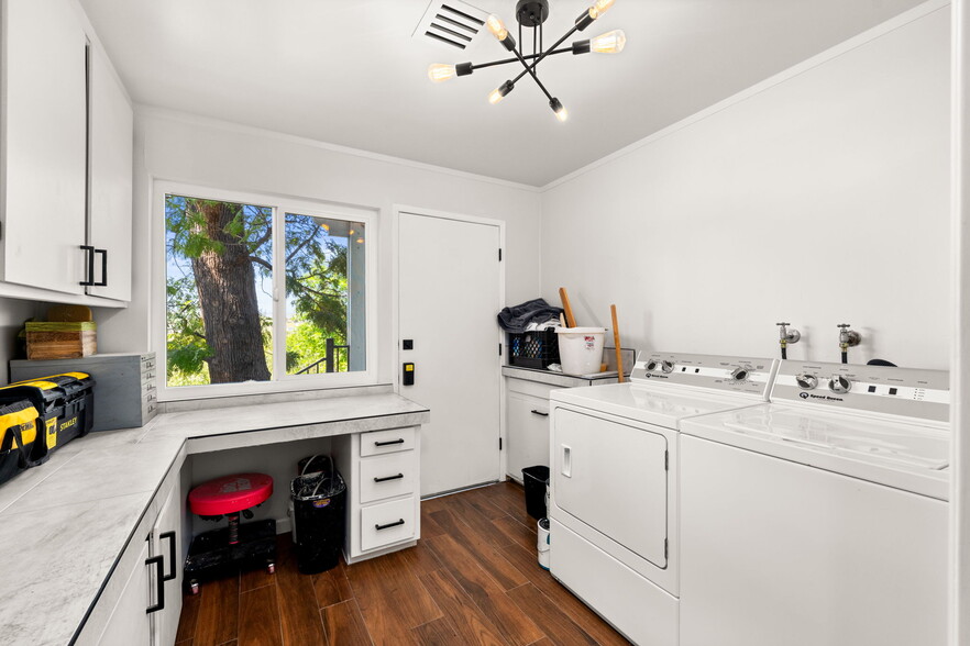 Building Photo - 4781 Galendo St
