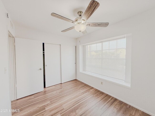 Building Photo - 7027 W Cherry Hills Dr