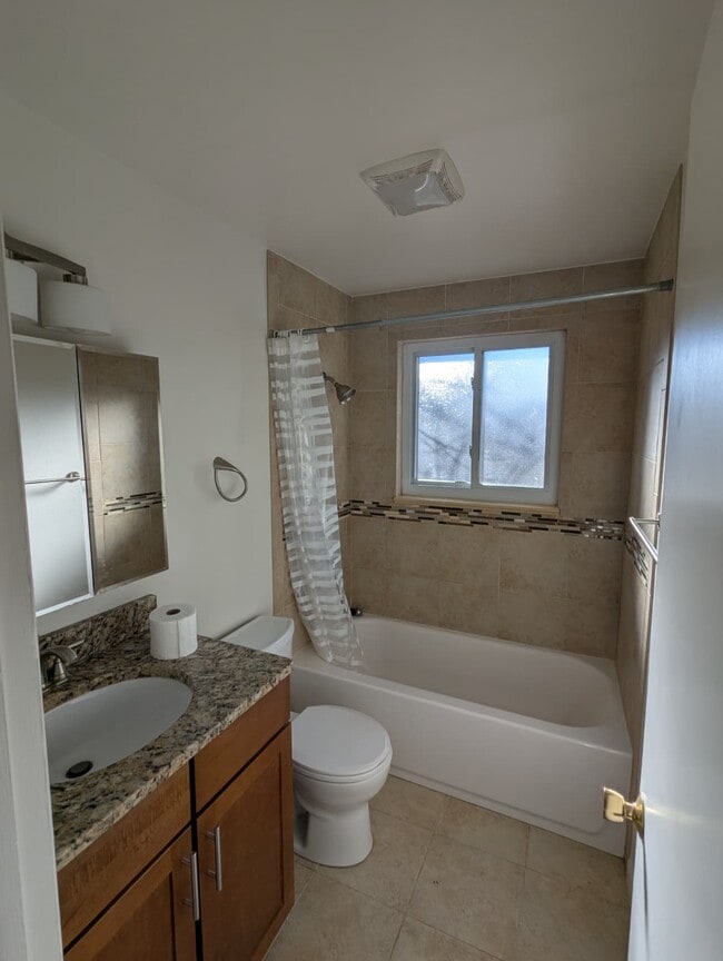 Building Photo - 6056 Simms St