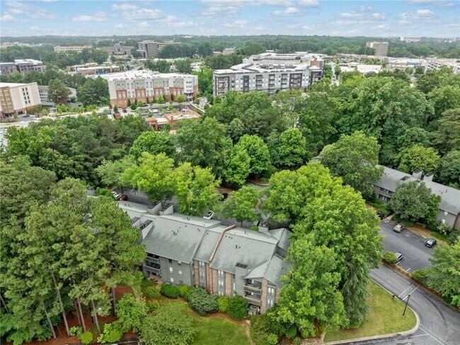 Building Photo - 113 Tuxworth Cir
