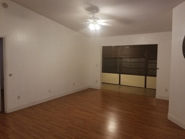 Building Photo - 6031 Scotchwood Glen