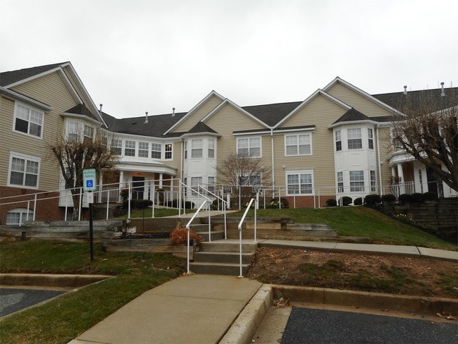 Building Photo - 108 Bayland Dr